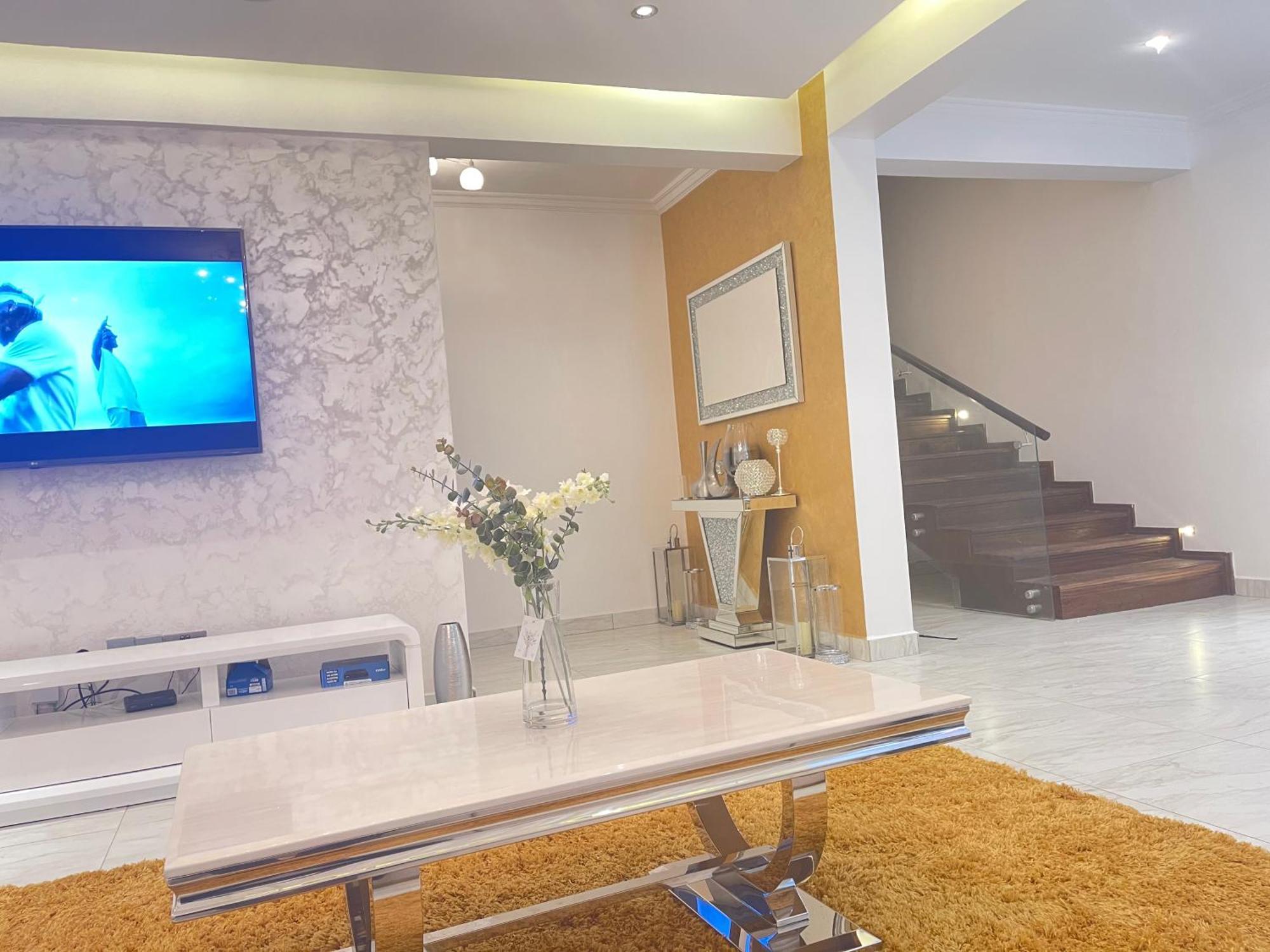 The Vittins Apartment Акра Екстериор снимка