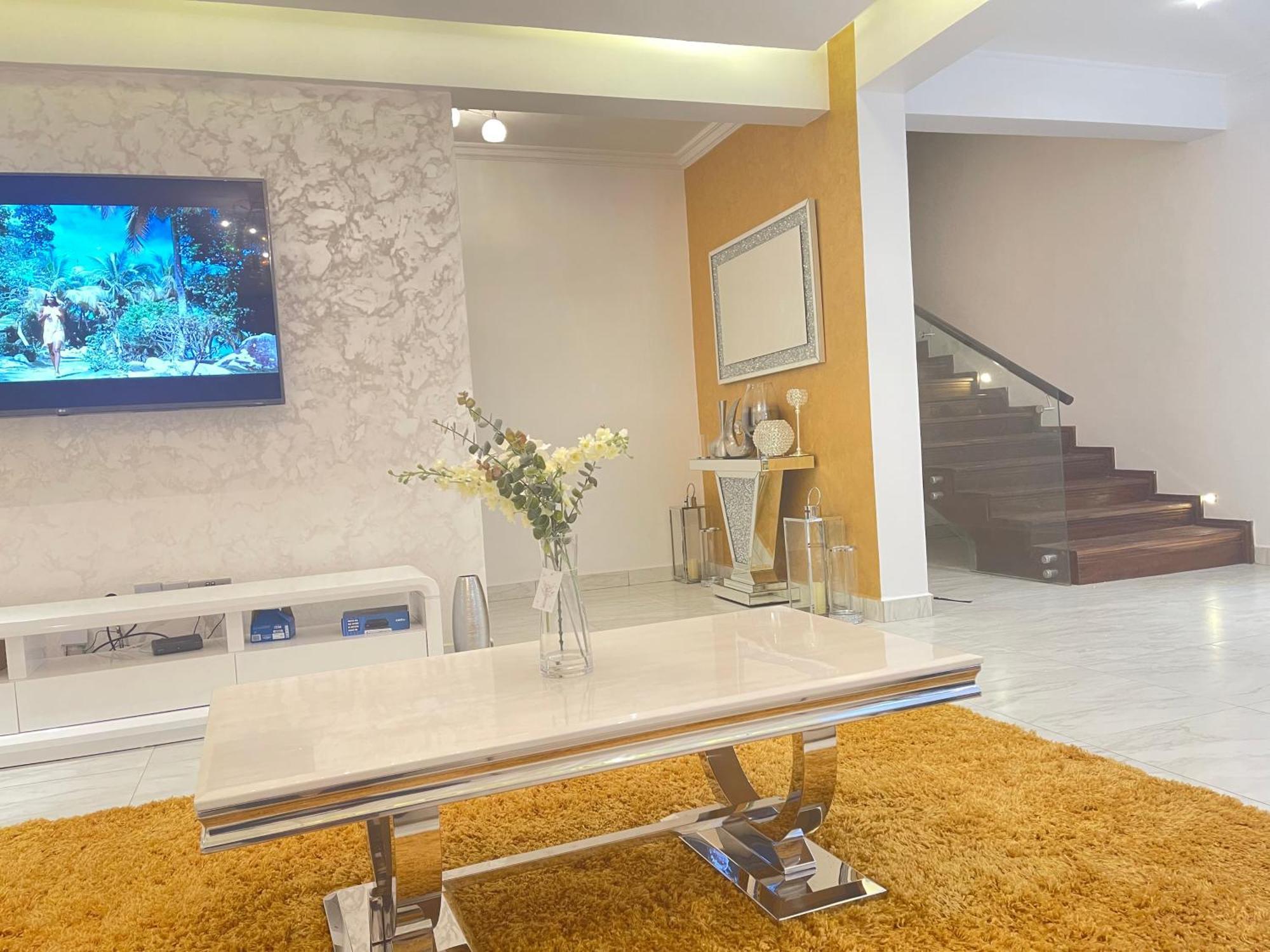 The Vittins Apartment Акра Екстериор снимка