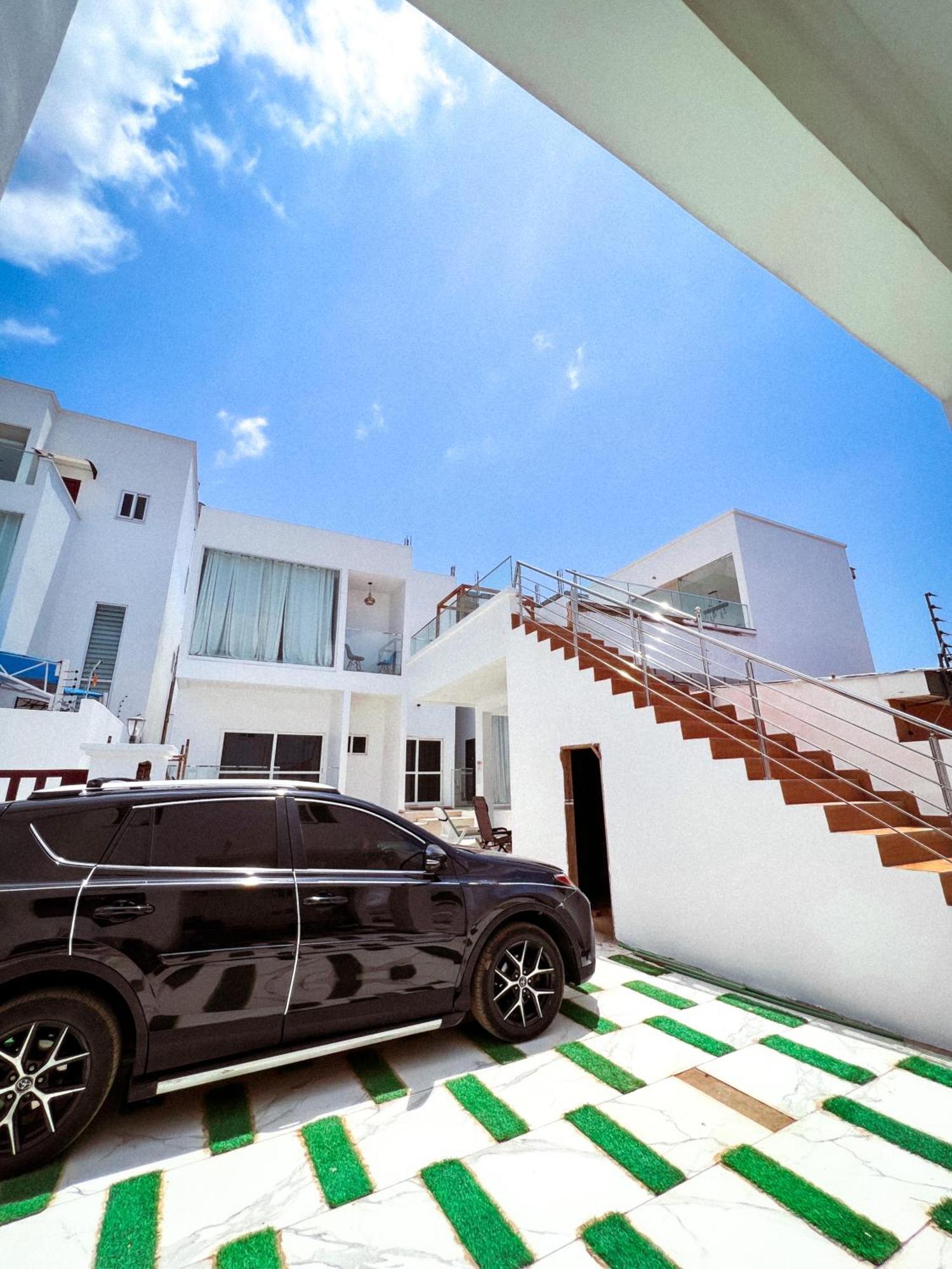 The Vittins Apartment Акра Екстериор снимка